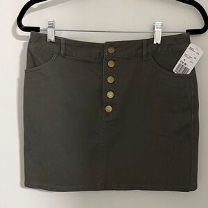 Forever 21 Charcoal Button-Front Mini Skirt